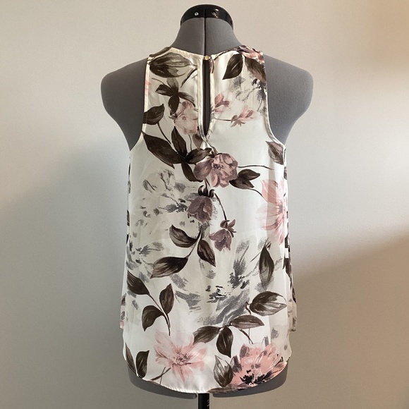 Dynamite Draped Shirt - Picture 2 of 3